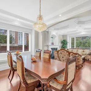 Maison d'hôtes Luxurious Getaway In Vancouver-private With Attached Bathroom, Vancouver
